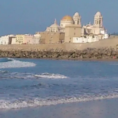 A 5 Min De La Playa Victoria Y Del Htal Pta Mar 公寓 *