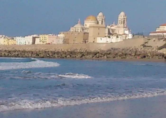 A 5 Min De La Playa Victoria Y Del Htal Pta Mar 公寓 *