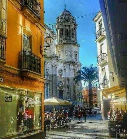 Διαμέρισμα A 5 Min De La Playa Victoria Y Del Htal Pta Mar *