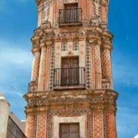 A 5 Min De La Playa Victoria Y Del Htal Pta Mar