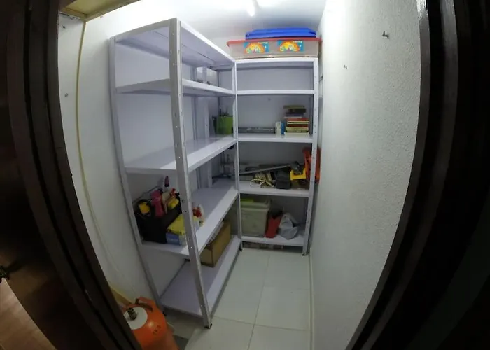 A 5 Min De La Playa Victoria Y Del Htal Pta Mar Cádiz