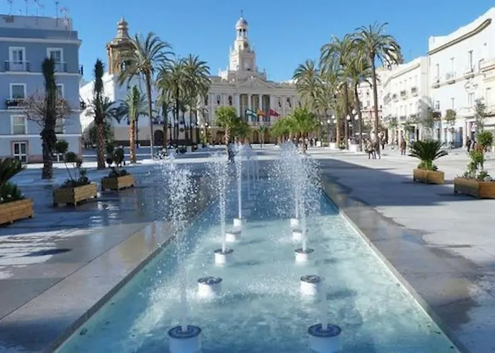 Lejlighed A 5 Min De La Playa Victoria Y Del Htal Pta Mar Cádiz